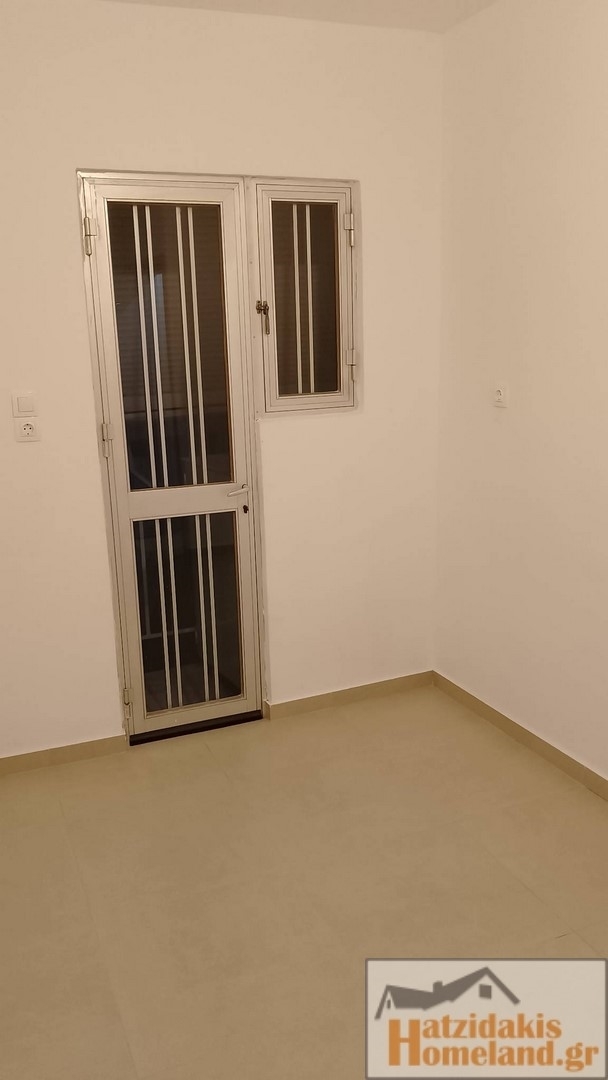 (For Sale) Residential Apartment || Piraias/Keratsini - 72 Sq.m, 2 Bedrooms, 140.000€ 