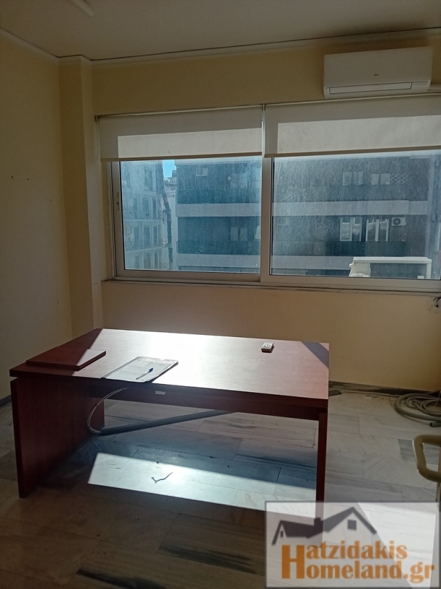 (For Rent) Commercial Office || Piraias/Piraeus - 40 Sq.m, 450€ 