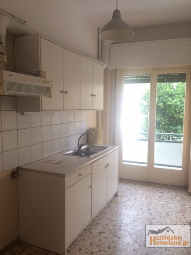 (For Sale) Residential Apartment || Piraias/Piraeus - 70 Sq.m, 2 Bedrooms, 150.000€ 