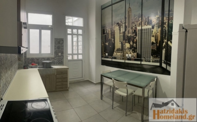 (For Sale) Residential Apartment || Piraias/Piraeus - 92 Sq.m, 3 Bedrooms, 240.000€ 