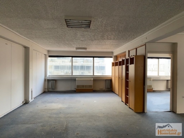 (For Rent) Commercial Office || Piraias/Piraeus - 245 Sq.m, 1.200€ 
