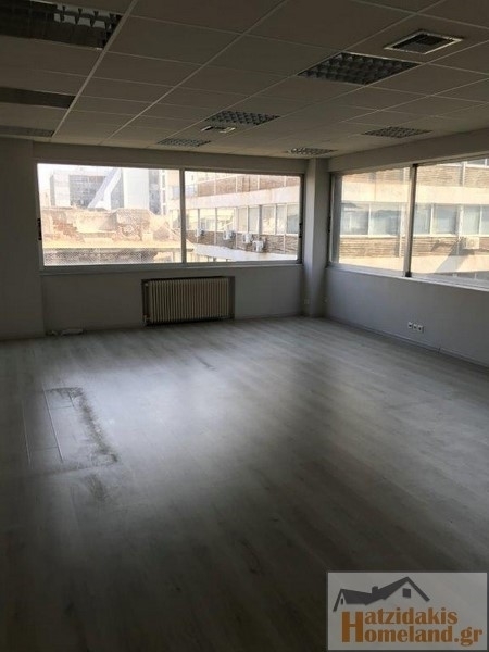 (For Sale) Commercial Office || Piraias/Piraeus - 216 Sq.m, 350.000€ 