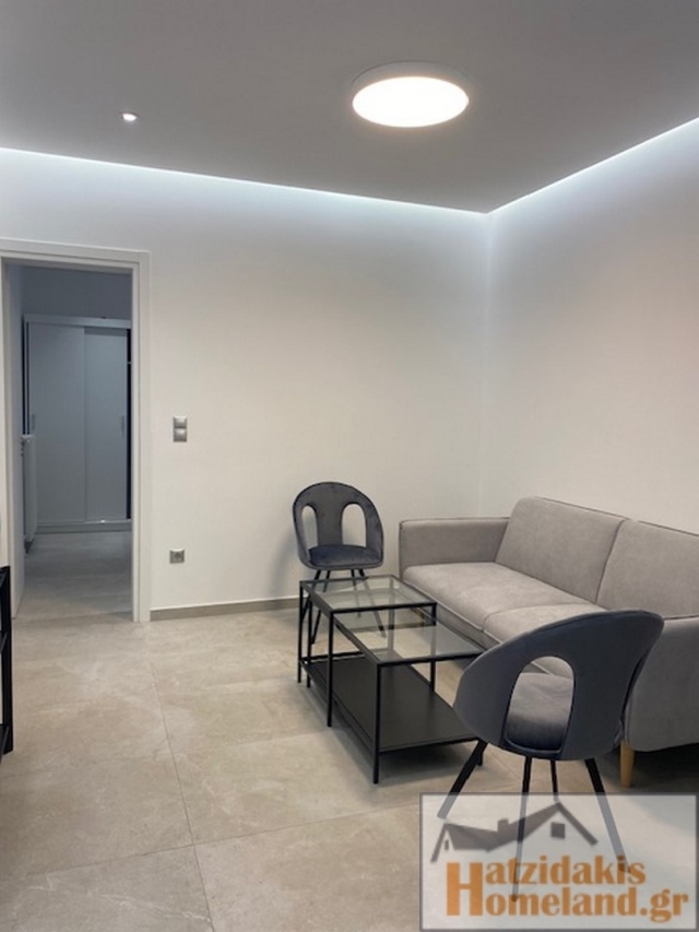 (For Sale) Residential Floor Apartment || Piraias/Piraeus - 92 Sq.m, 2 Bedrooms, 250.000€ 
