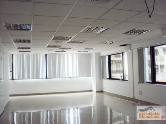 (For Rent) Commercial Office || Piraias/Piraeus - 280 Sq.m, 3.600€ 