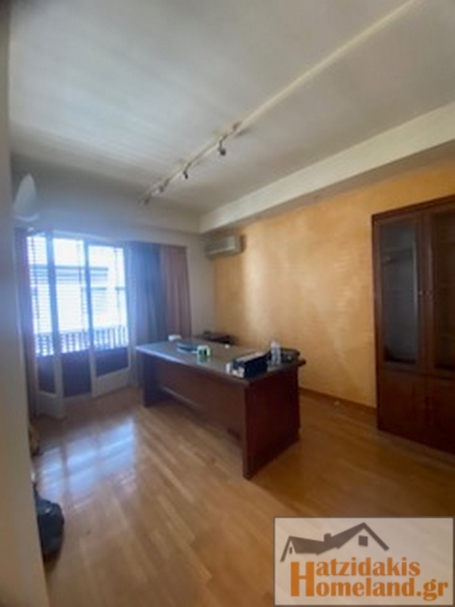 (For Rent) Commercial Office || Piraias/Piraeus - 80 Sq.m, 700€ 