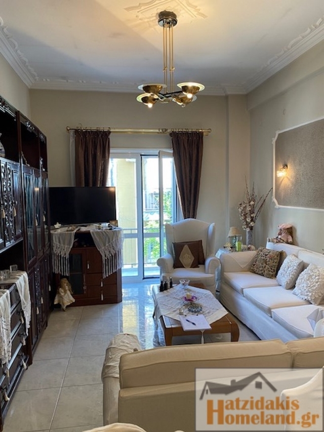 (For Sale) Residential Floor Apartment || Piraias/Piraeus - 75 Sq.m, 2 Bedrooms, 170.000€ 