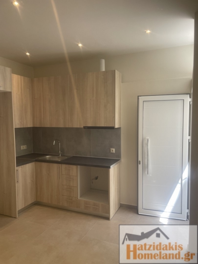 (For Sale) Residential Apartment || Piraias/Piraeus - 34 Sq.m, 1 Bedrooms, 75.000€ 