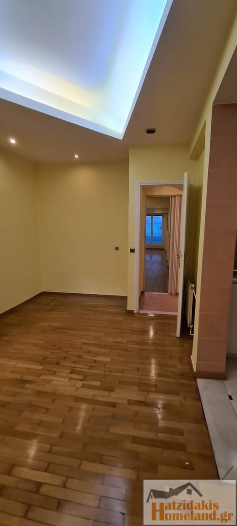 (For Sale) Commercial Office || Piraias/Piraeus - 55 Sq.m, 250.000€ 
