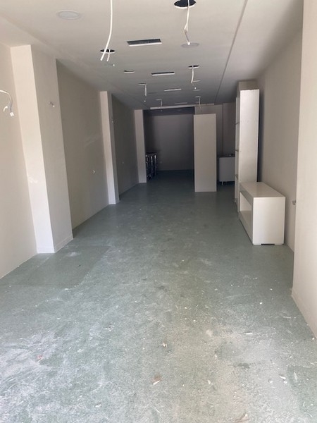 (Προς Ενοικίαση) Επαγγελματικός Χώρος Κατάστημα || Πειραιάς/Πειραιάς - 145 τ.μ, 1.000€ 