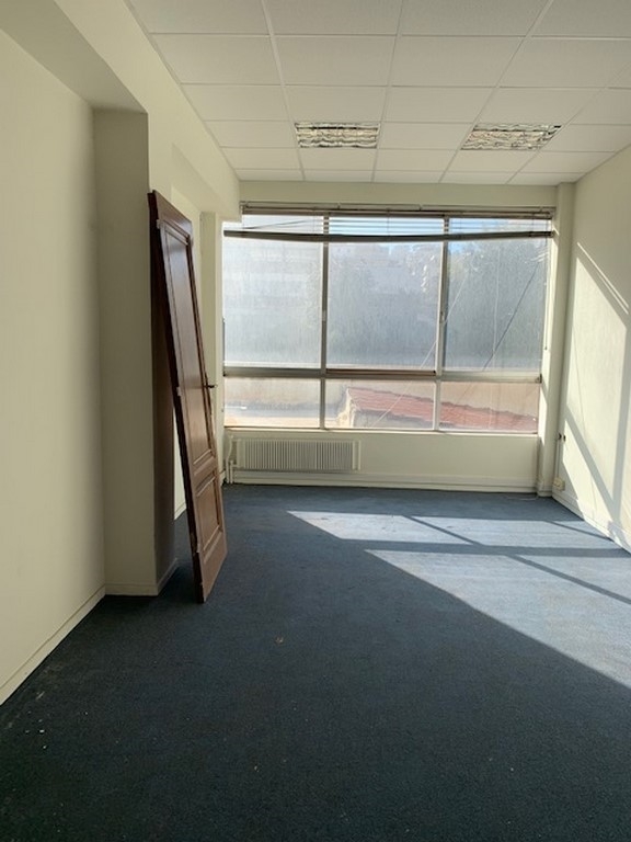 (Προς Πώληση) Επαγγελματικός Χώρος Γραφείο || Πειραιάς/Πειραιάς - 25 τ.μ, 30.000€ 