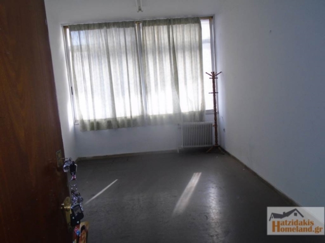 (For Rent) Commercial Office || Piraias/Piraeus - 20 Sq.m, 200€ 
