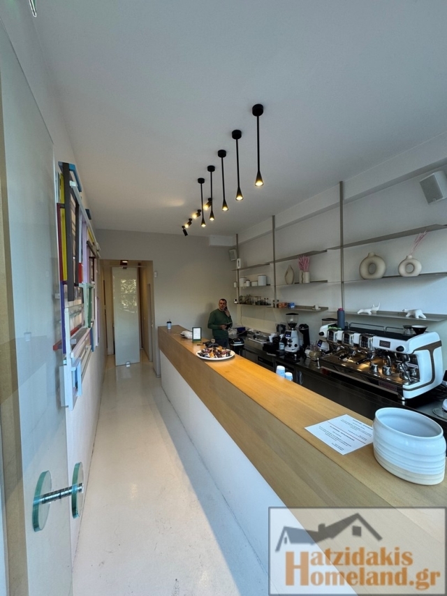 (For Sale) Commercial Retail Shop || Piraias/Piraeus - 28 Sq.m, 80.000€ 