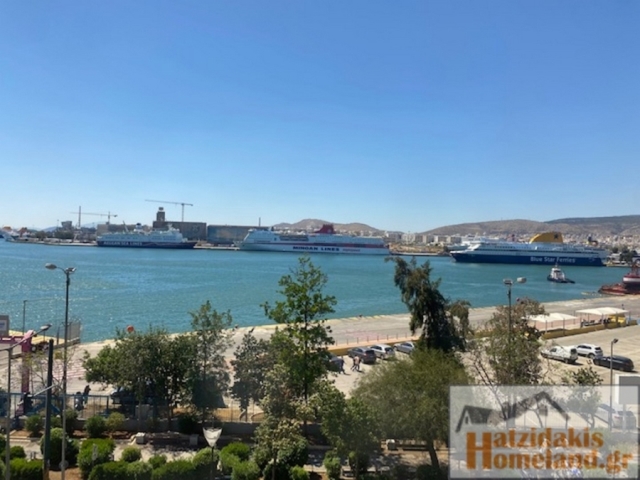 (Προς Ενοικίαση) Επαγγελματικός Χώρος Γραφείο || Πειραιάς/Πειραιάς - 250 τ.μ, 2.600€ 