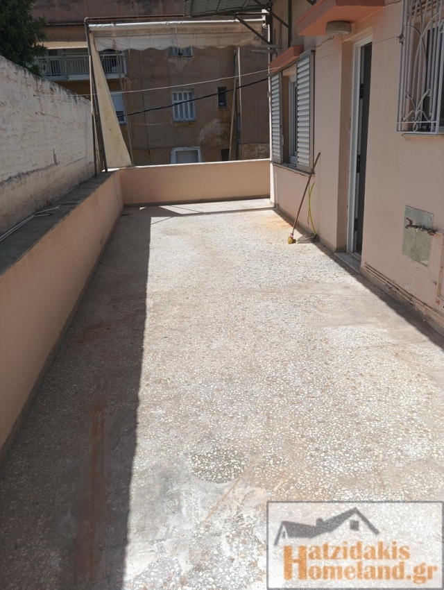 (For Sale) Residential Floor Apartment || Piraias/Piraeus - 162 Sq.m, 3 Bedrooms, 180.000€ 