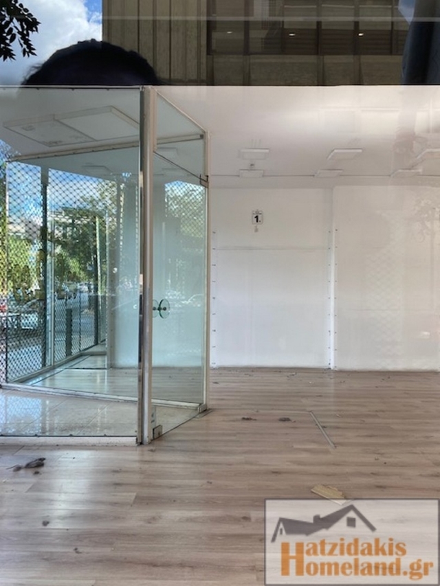 (For Rent) Commercial Retail Shop || Piraias/Piraeus - 213 Sq.m, 3.000€ 