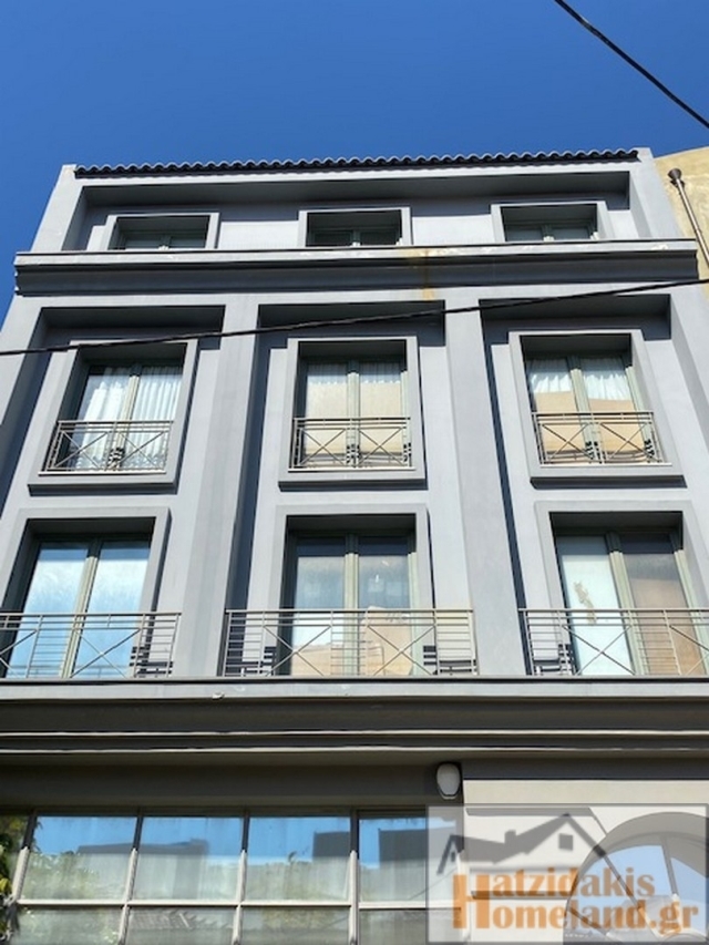 (Προς Πώληση) Επαγγελματικός Χώρος Κτίριο || Πειραιάς/Πειραιάς - 525 τ.μ, 1.300.000€ 