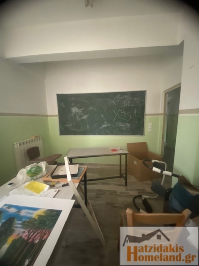 (For Sale) Commercial Office || Piraias/Keratsini - 100 Sq.m, 110.000€ 