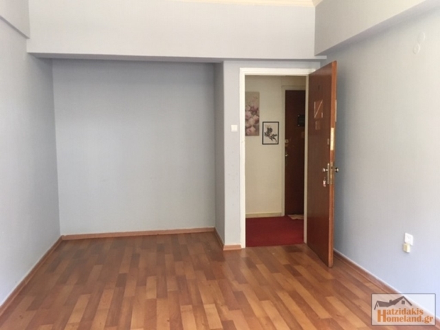 (For Rent) Commercial Office || Piraias/Piraeus - 17 Sq.m, 150€ 