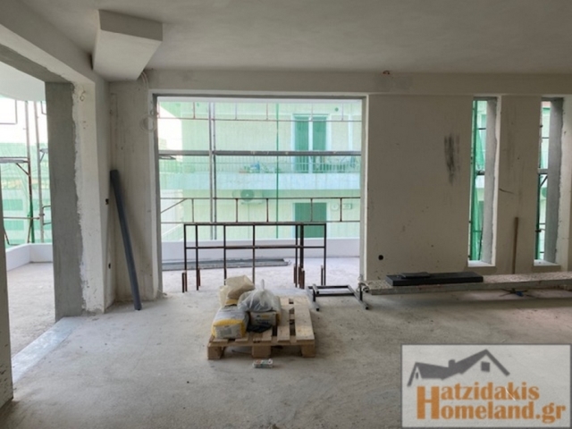 (For Sale) Residential Floor Apartment || Piraias/Piraeus - 98 Sq.m, 3 Bedrooms, 380.000€ 