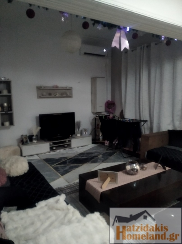 (For Sale) Residential Building || Piraias/Piraeus - 259 Sq.m, 360.000€ 