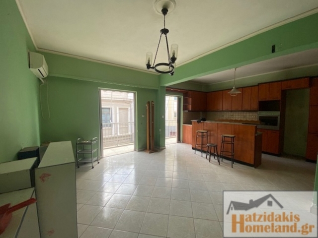 (Προς Πώληση) Κατοικία Διαμέρισμα || Πειραιάς/Πειραιάς - 74 τ.μ, 2 Υ/Δ, 158.000€ 