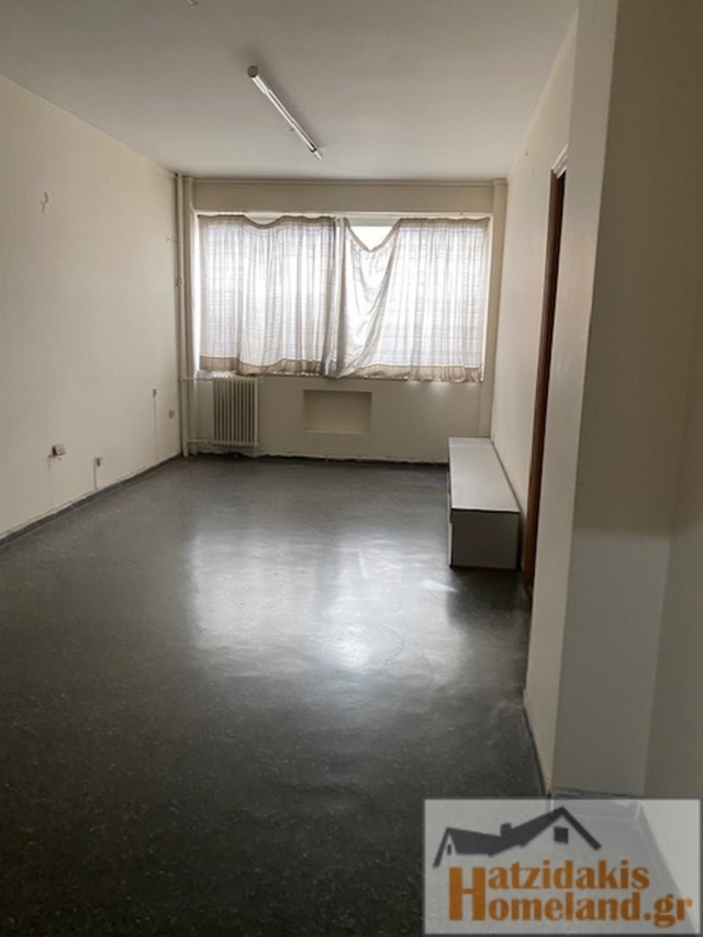 (For Sale) Commercial Office || Piraias/Piraeus - 27 Sq.m, 30.000€ 