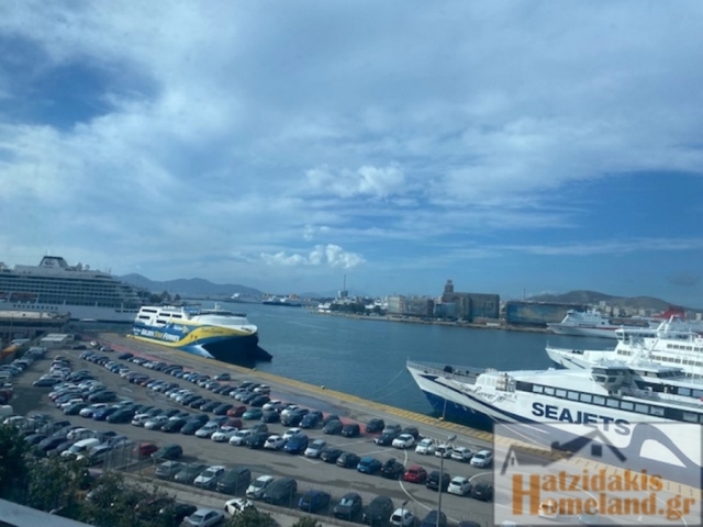 (Προς Ενοικίαση) Επαγγελματικός Χώρος Γραφείο || Πειραιάς/Πειραιάς - 270 τ.μ, 3.500€ 