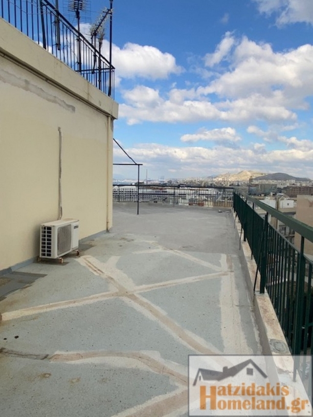 (For Sale) Residential Floor Apartment || Piraias/Piraeus - 155 Sq.m, 3 Bedrooms, 320.000€ 