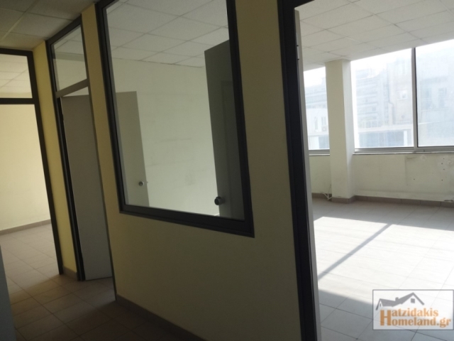 (For Rent) Commercial Office || Piraias/Piraeus - 232 Sq.m, 1.100€ 