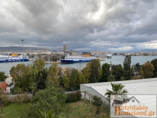 (Προς Πώληση) Κατοικία Μεζονέτα || Πειραιάς/Πειραιάς - 230 τ.μ, 4 Υ/Δ, 1.300.000€ 
