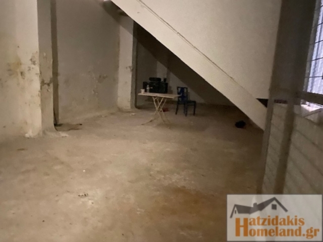 (Προς Ενοικίαση) Επαγγελματικός Χώρος Αποθήκη || Πειραιάς/Πειραιάς - 165 τ.μ, 350€ 