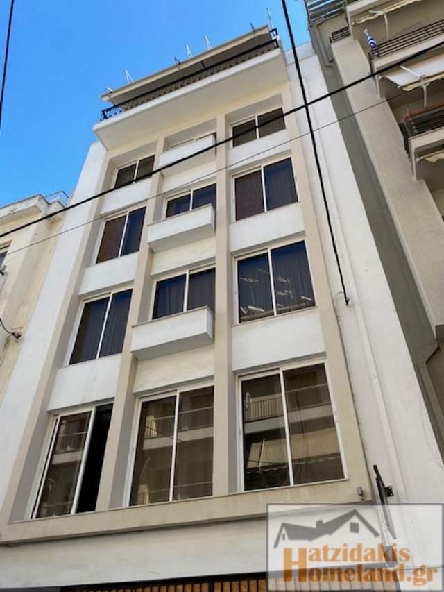 (For Sale) Commercial Building || Piraias/Piraeus - 350 Sq.m, 780.000€ 
