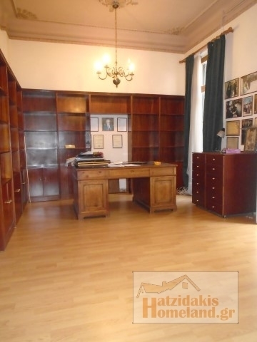 (For Rent) Commercial Office || Piraias/Piraeus - 250 Sq.m, 2.000€ 