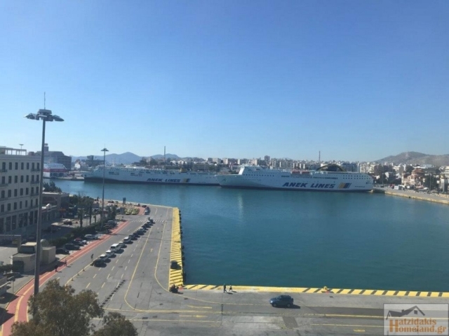 (For Sale) Commercial Office || Piraias/Piraeus - 237 Sq.m, 580.000€ 